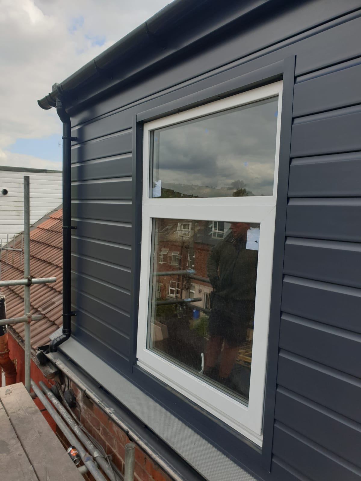 Image 16 of 20 Image 16 of 20